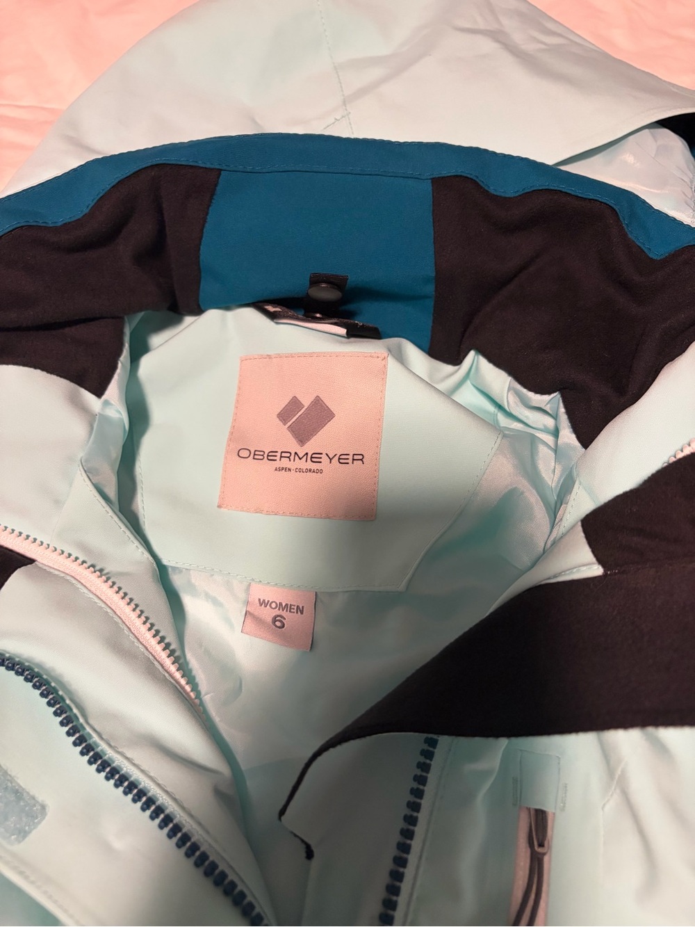 Obermeyer Women's Aqua and Teal Ski Jacket Set